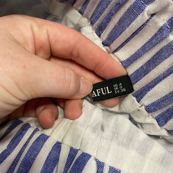 Two piece crop top and skirt combo - Picture 6 of 9